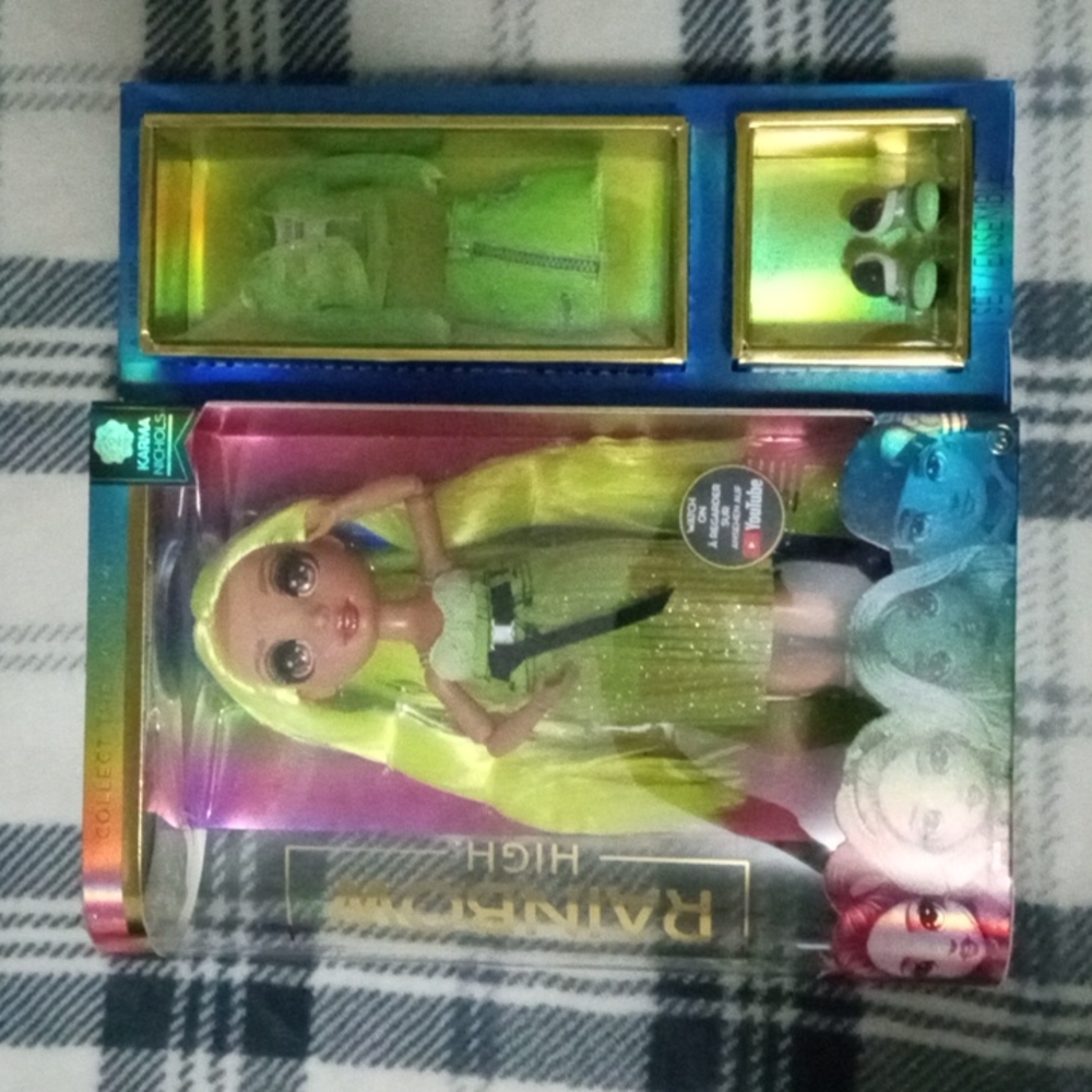 Rainbow High Doll